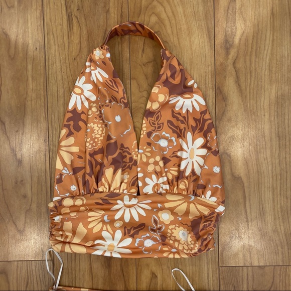 Princess Polly Retro Floral Top - Picture 2 of 5